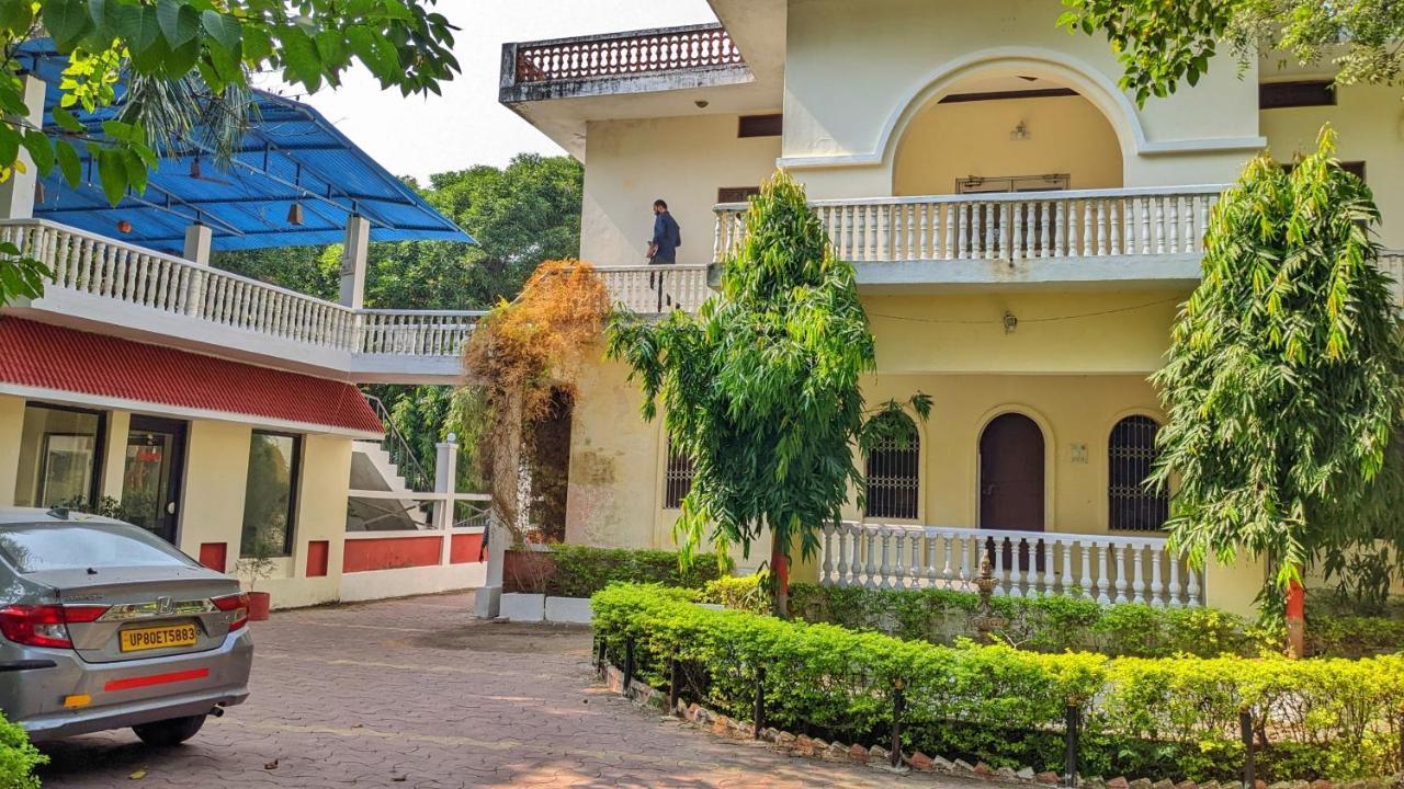 Headquarter Khajuraho Pansiyon Dış mekan fotoğraf