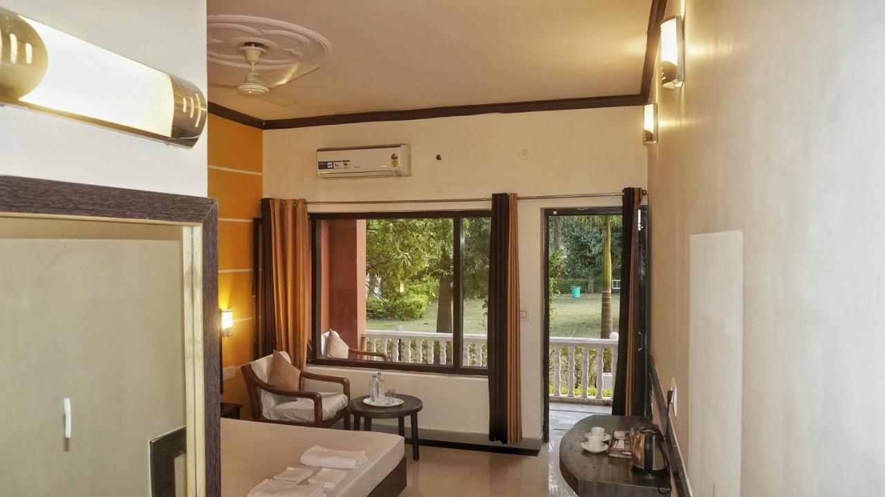 Headquarter Khajuraho Pansiyon Dış mekan fotoğraf